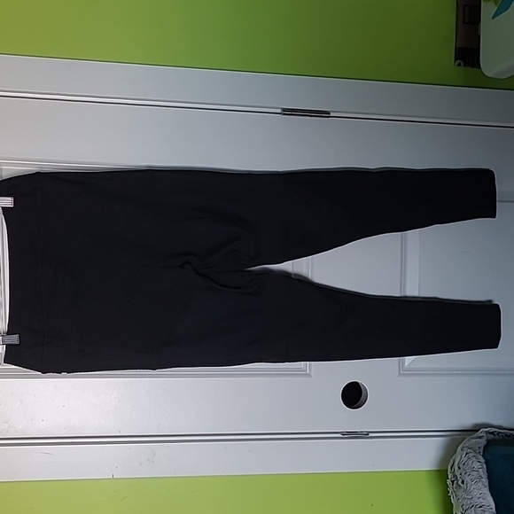 Gymshark Black Leggings - Picture 8 of 9